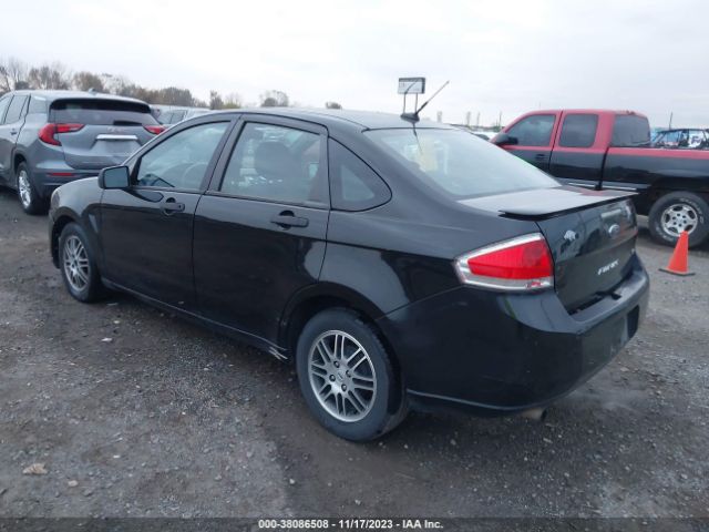 Photo 2 VIN: 1FAHP3FN9BW128987 - FORD FOCUS 