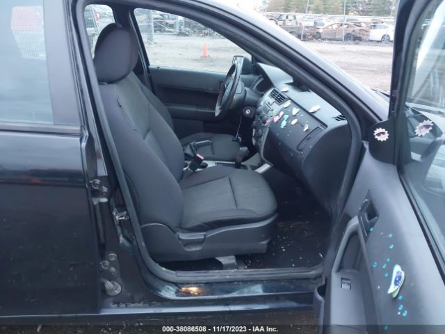 Photo 4 VIN: 1FAHP3FN9BW128987 - FORD FOCUS 