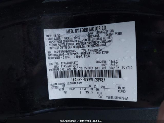 Photo 8 VIN: 1FAHP3FN9BW128987 - FORD FOCUS 