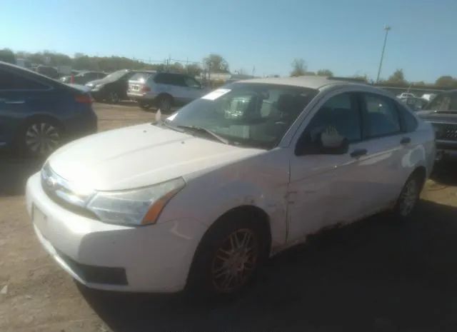 Photo 1 VIN: 1FAHP3FN9BW130979 - FORD FOCUS 