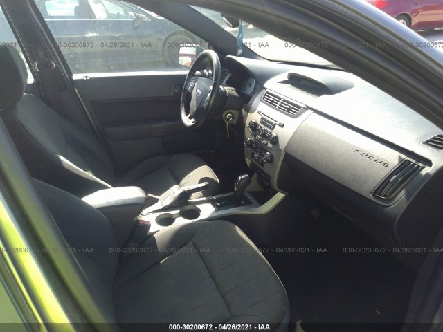 Photo 4 VIN: 1FAHP3FN9BW141383 - FORD FOCUS 