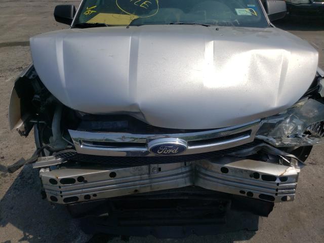 Photo 6 VIN: 1FAHP3FN9BW182208 - FORD FOCUS SE 