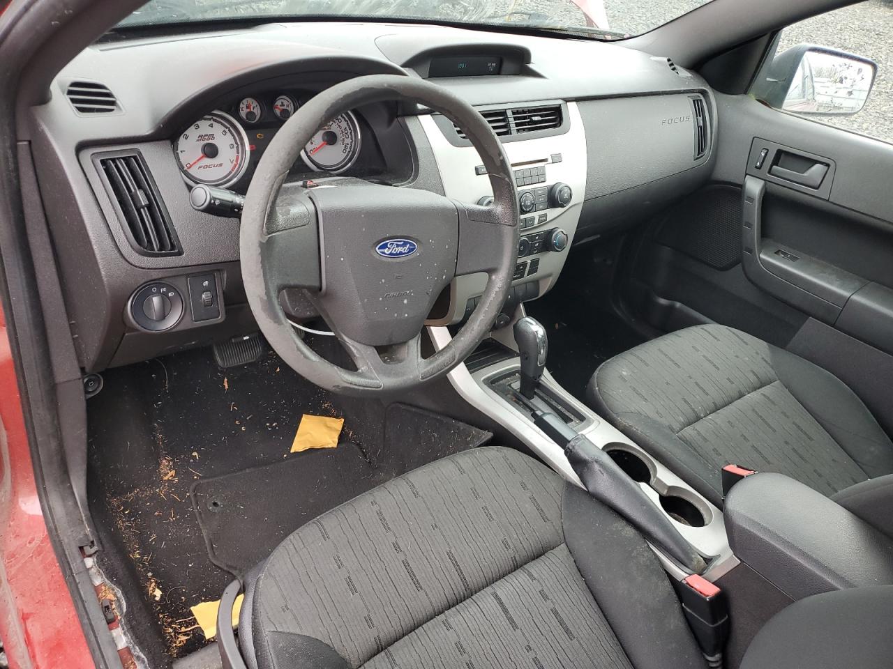 Photo 7 VIN: 1FAHP3FNXAW114417 - FORD FOCUS 