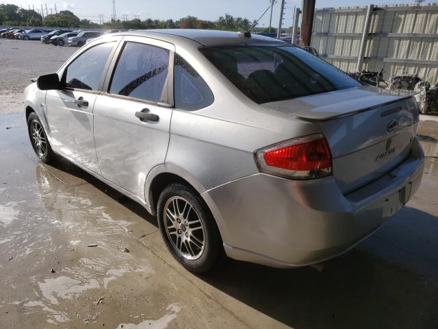 Photo 2 VIN: 1FAHP3FNXAW129192 - FORD FOCUS SE 