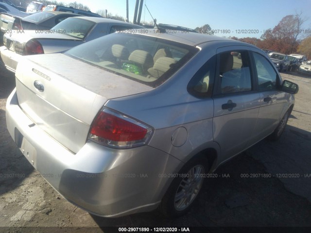 Photo 3 VIN: 1FAHP3FNXAW185620 - FORD FOCUS 