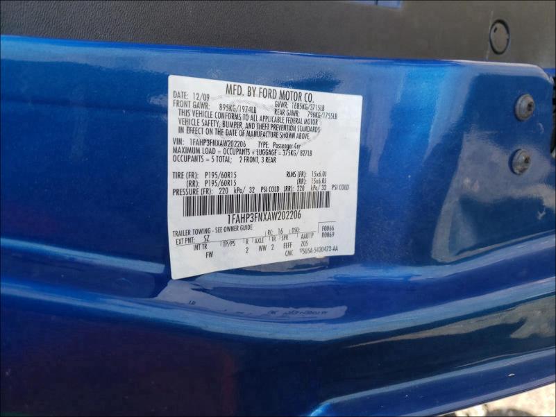 Photo 9 VIN: 1FAHP3FNXAW202206 - FORD FOCUS SE 