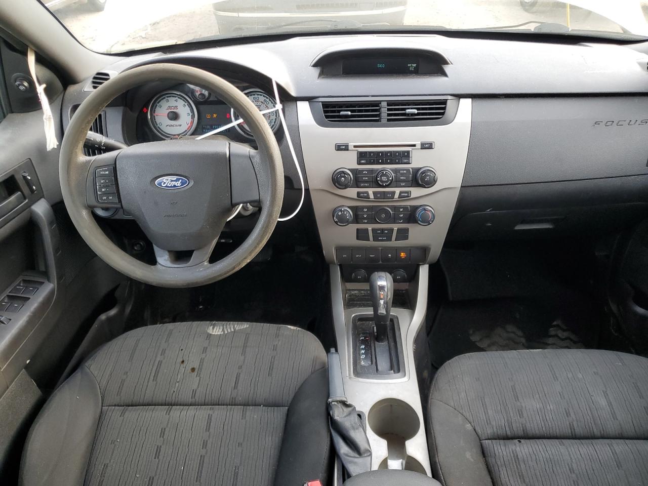 Photo 7 VIN: 1FAHP3FNXAW218650 - FORD FOCUS 