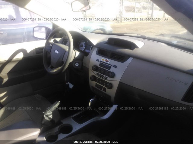 Photo 4 VIN: 1FAHP3FNXAW259263 - FORD FOCUS 