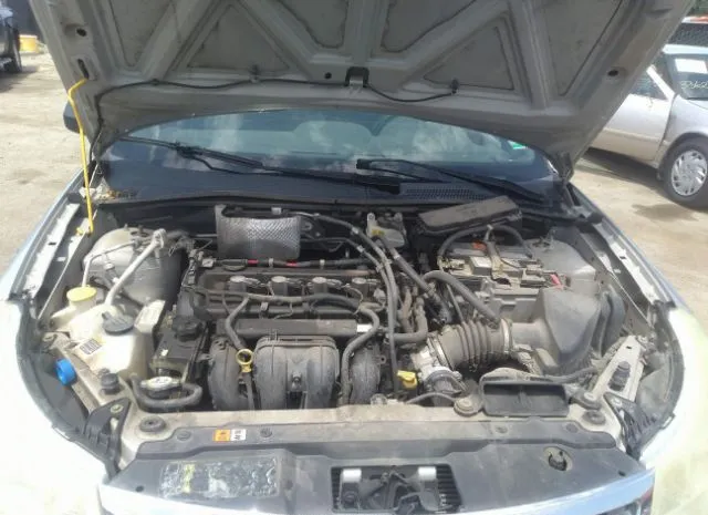 Photo 9 VIN: 1FAHP3FNXAW294773 - FORD FOCUS 