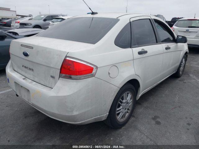 Photo 3 VIN: 1FAHP3FNXBW104181 - FORD FOCUS 