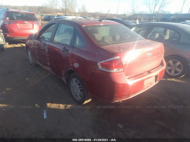 Photo 2 VIN: 1FAHP3FNXBW105850 - FORD FOCUS 