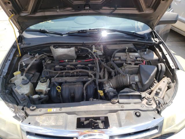 Photo 6 VIN: 1FAHP3FNXBW147838 - FORD FOCUS SE 