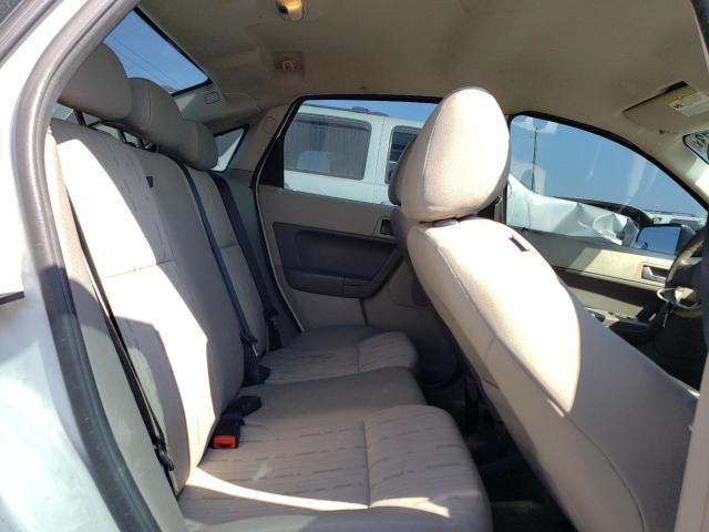 Photo 9 VIN: 1FAHP3FNXBW160735 - FORD FOCUS SE 