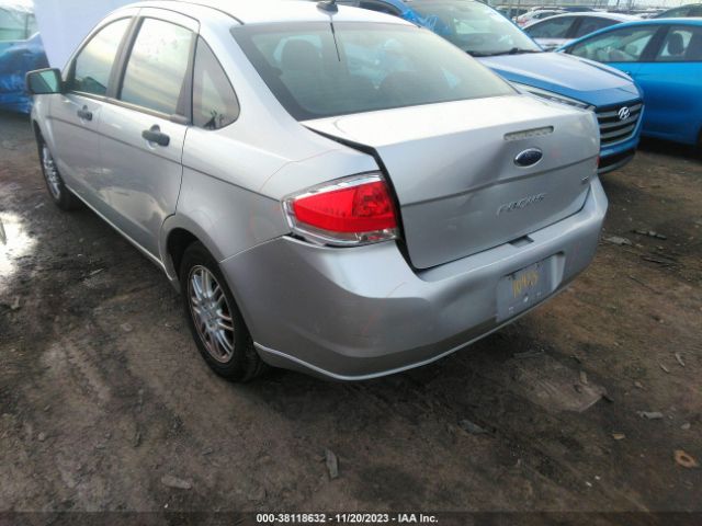 Photo 5 VIN: 1FAHP3FNXBW176448 - FORD FOCUS 