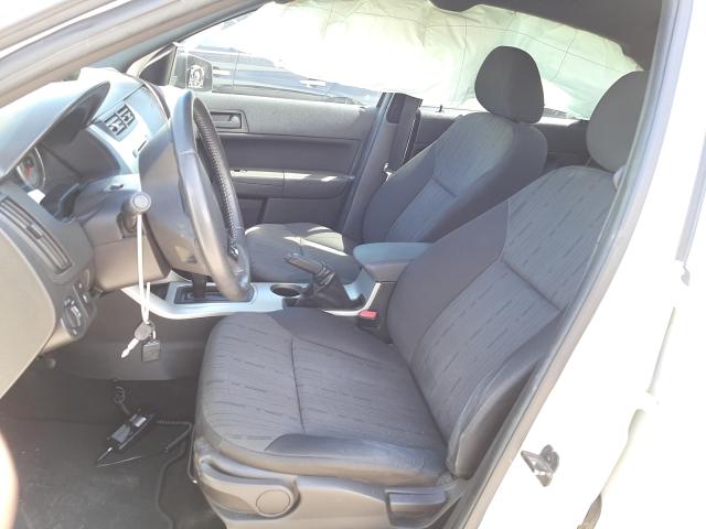 Photo 4 VIN: 1FAHP3FNXBW181200 - FORD FOCUS SE 