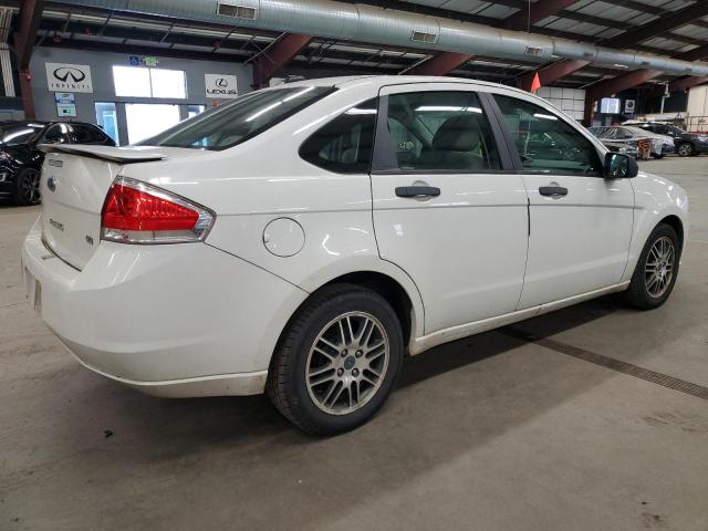 Photo 2 VIN: 1FAHP3FNXBW183402 - FORD FOCUS SE 