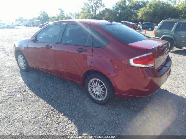 Photo 2 VIN: 1FAHP3FNXBW188891 - FORD FOCUS 