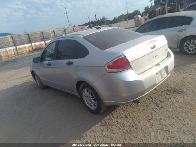 Photo 2 VIN: 1FAHP3FNXBW204832 - FORD FOCUS 