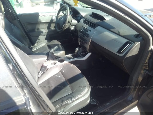 Photo 4 VIN: 1FAHP3GN0AW147537 - FORD FOCUS 