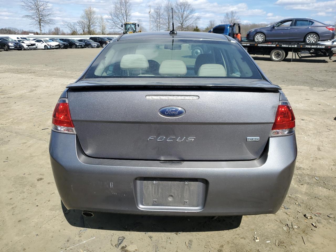 Photo 5 VIN: 1FAHP3GN1AW178117 - FORD FOCUS 