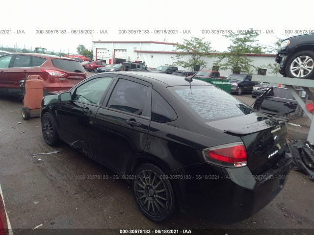 Photo 2 VIN: 1FAHP3GN2AW136085 - FORD FOCUS 