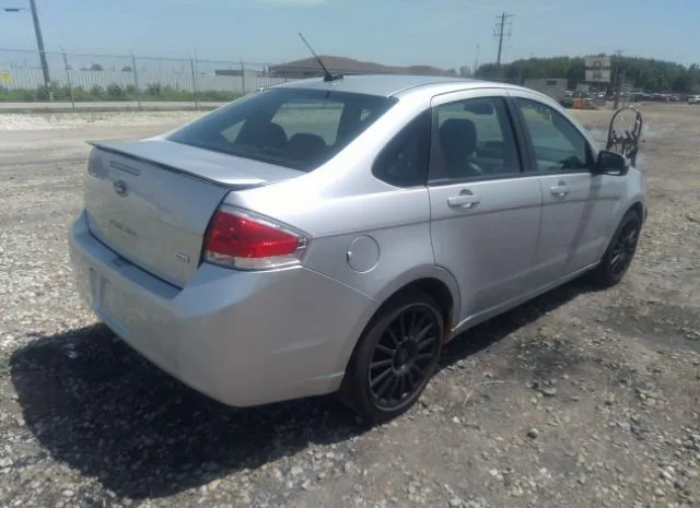 Photo 3 VIN: 1FAHP3GN2AW208984 - FORD FOCUS 