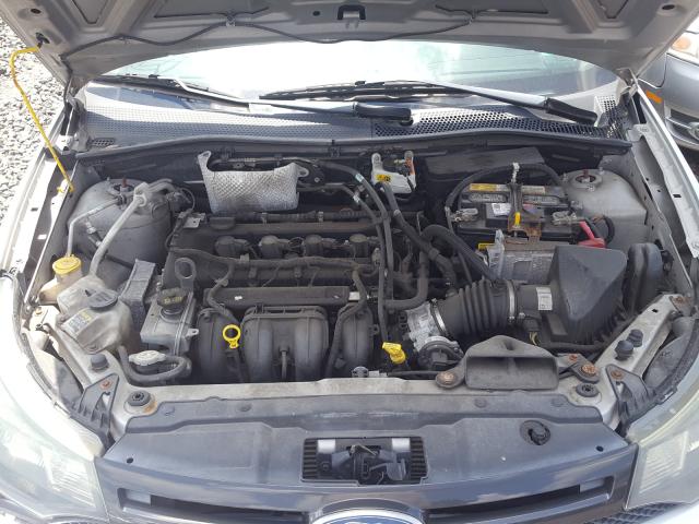 Photo 6 VIN: 1FAHP3GN2BW184896 - FORD FOCUS SES 