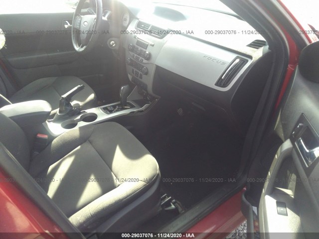 Photo 4 VIN: 1FAHP3GN4AW183098 - FORD FOCUS 