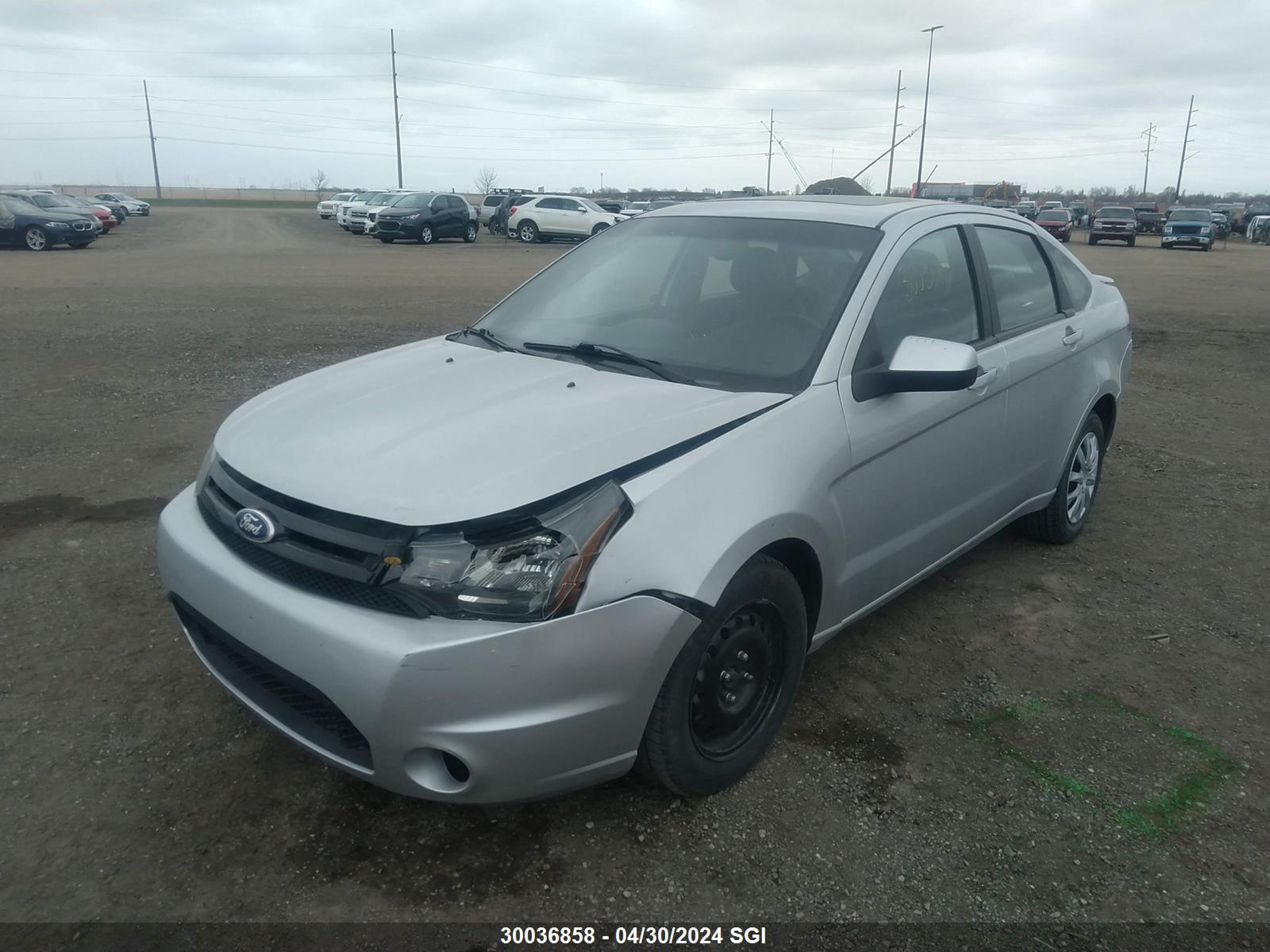 Photo 1 VIN: 1FAHP3GN4BW118575 - FORD FOCUS 