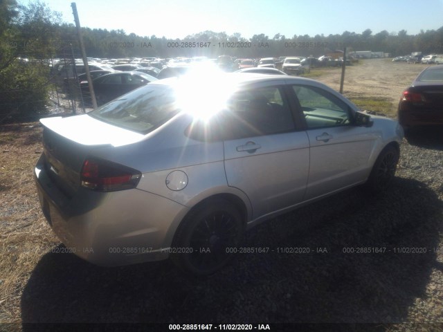 Photo 3 VIN: 1FAHP3GN5AW129163 - FORD FOCUS 