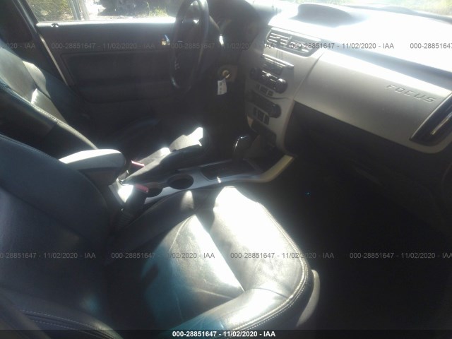 Photo 4 VIN: 1FAHP3GN5AW129163 - FORD FOCUS 