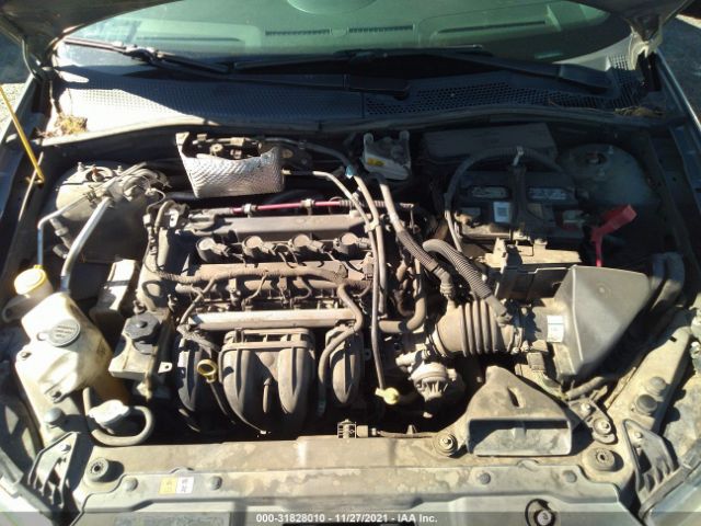 Photo 9 VIN: 1FAHP3GN5AW187242 - FORD FOCUS 