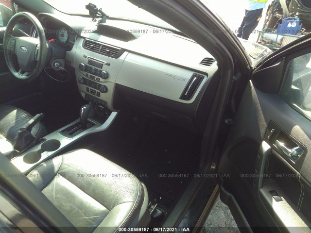 Photo 4 VIN: 1FAHP3GN6AW252499 - FORD FOCUS 