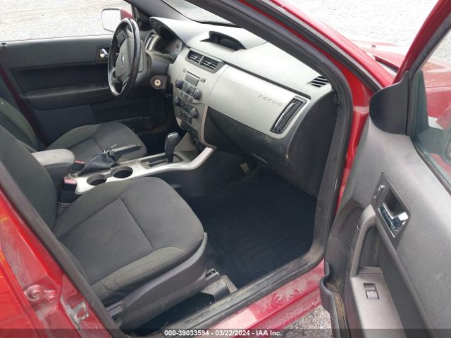 Photo 4 VIN: 1FAHP3GN6BW168328 - FORD FOCUS 