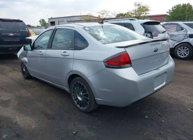 Photo 2 VIN: 1FAHP3GN8AW177451 - FORD FOCUS 