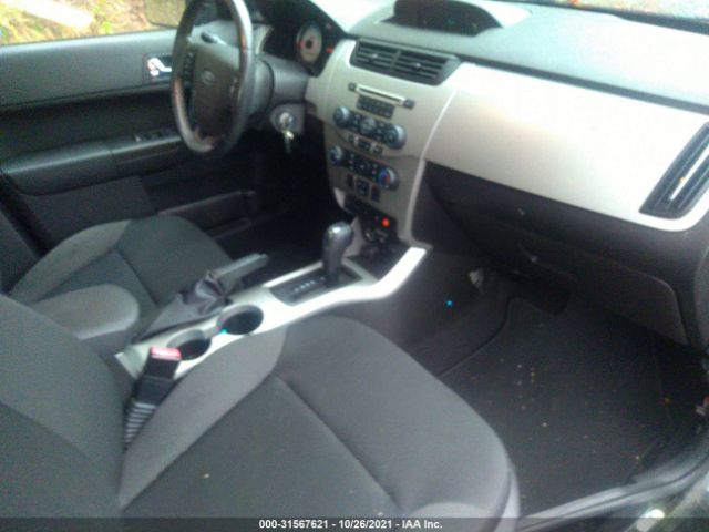 Photo 4 VIN: 1FAHP3GN8AW275573 - FORD FOCUS 