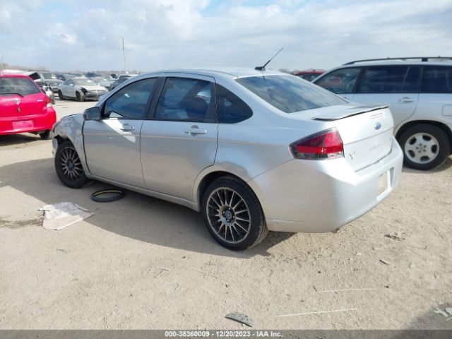 Photo 2 VIN: 1FAHP3GN8BW164720 - FORD FOCUS 