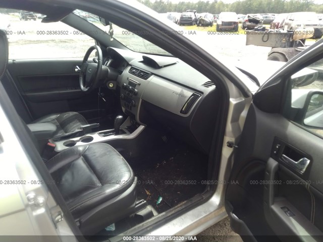 Photo 4 VIN: 1FAHP3GN9AW136195 - FORD FOCUS 