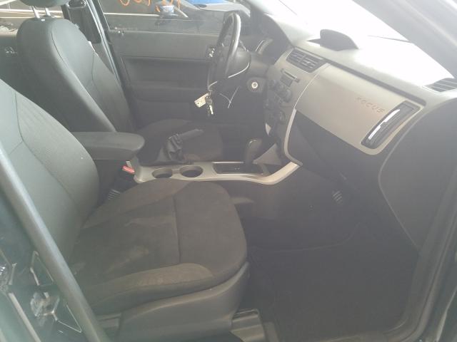 Photo 4 VIN: 1FAHP3GN9BW128941 - FORD FOCUS SES 