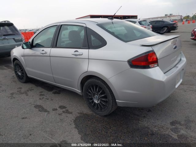 Photo 2 VIN: 1FAHP3GN9BW148509 - FORD FOCUS 