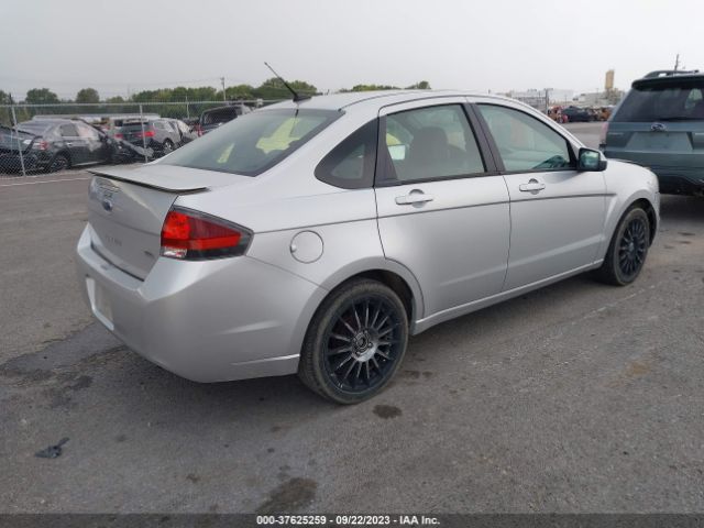 Photo 3 VIN: 1FAHP3GN9BW148509 - FORD FOCUS 