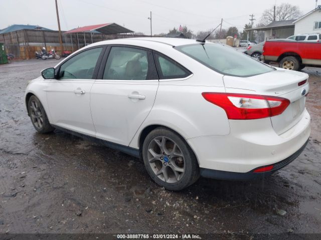 Photo 2 VIN: 1FAHP3H20CL117415 - FORD FOCUS 