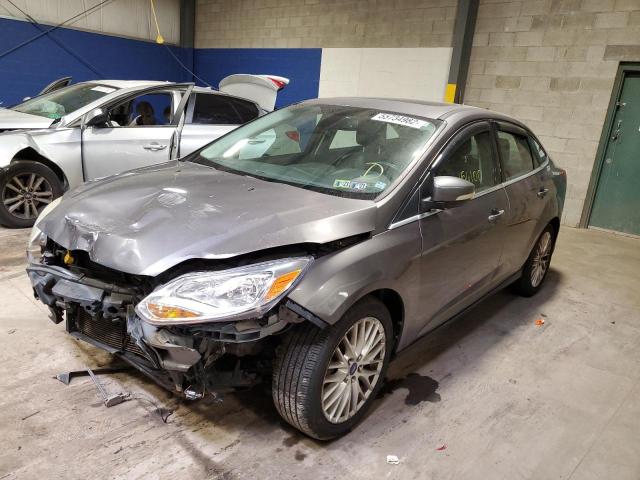 Photo 1 VIN: 1FAHP3H20CL176688 - FORD FOCUS SEL 