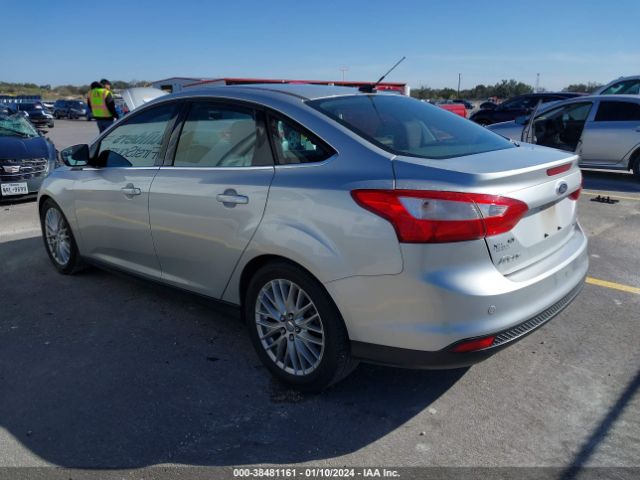 Photo 2 VIN: 1FAHP3H20CL204618 - FORD FOCUS 