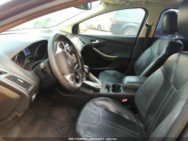 Photo 4 VIN: 1FAHP3H20CL374512 - FORD FOCUS 