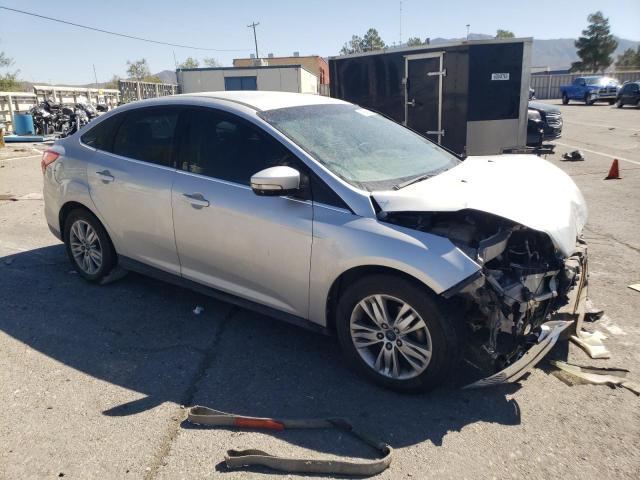 Photo 3 VIN: 1FAHP3H20CL393075 - FORD FOCUS SEL 