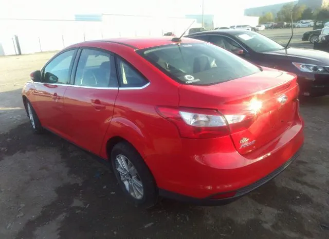 Photo 2 VIN: 1FAHP3H20CL394419 - FORD FOCUS 