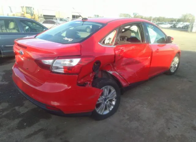 Photo 3 VIN: 1FAHP3H20CL394419 - FORD FOCUS 