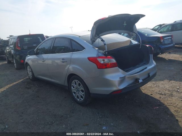 Photo 2 VIN: 1FAHP3H20CL423854 - FORD FOCUS 