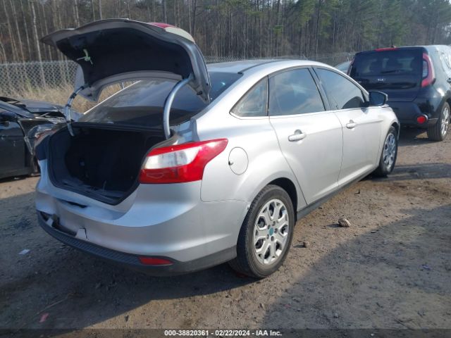 Photo 3 VIN: 1FAHP3H20CL423854 - FORD FOCUS 